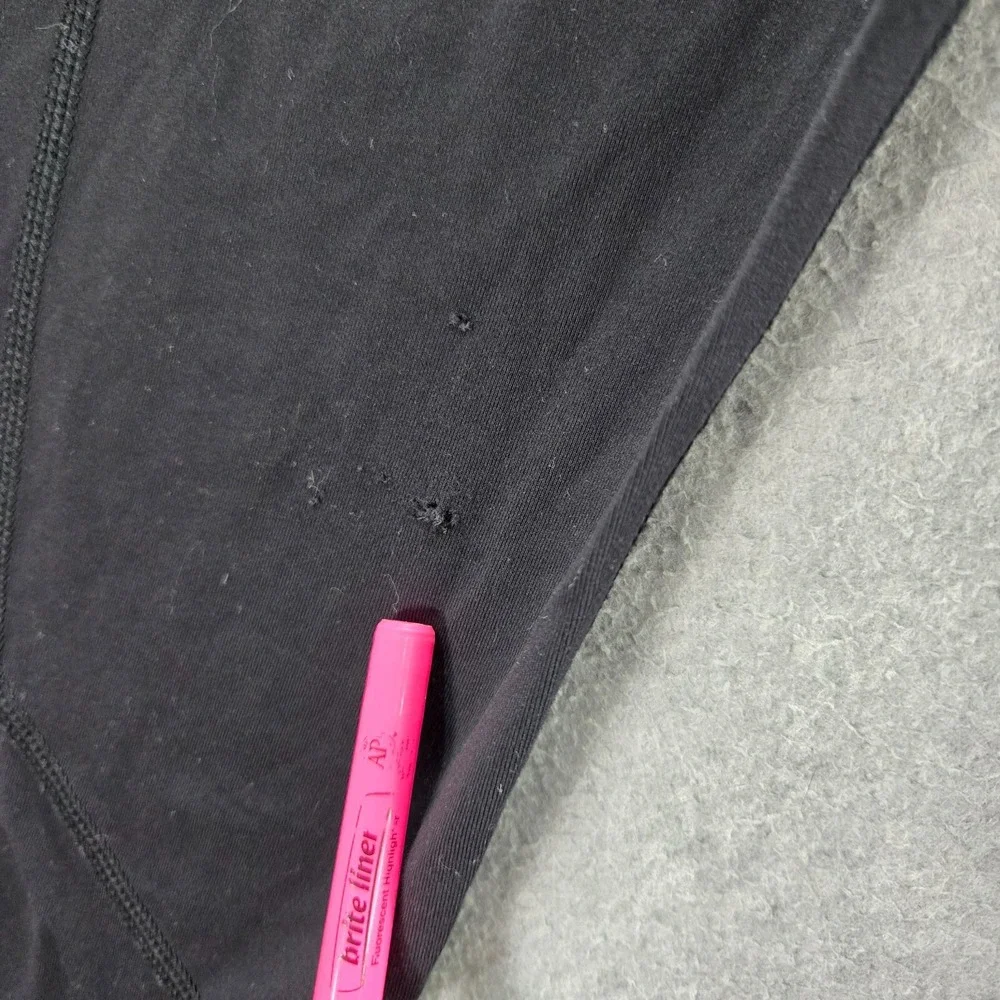lululemon athletica ***holes item